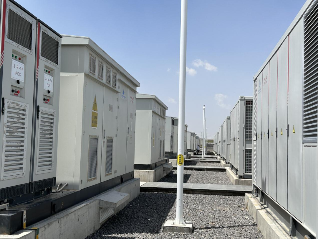 Sistema solar comercial de 1 MW en Tailandia