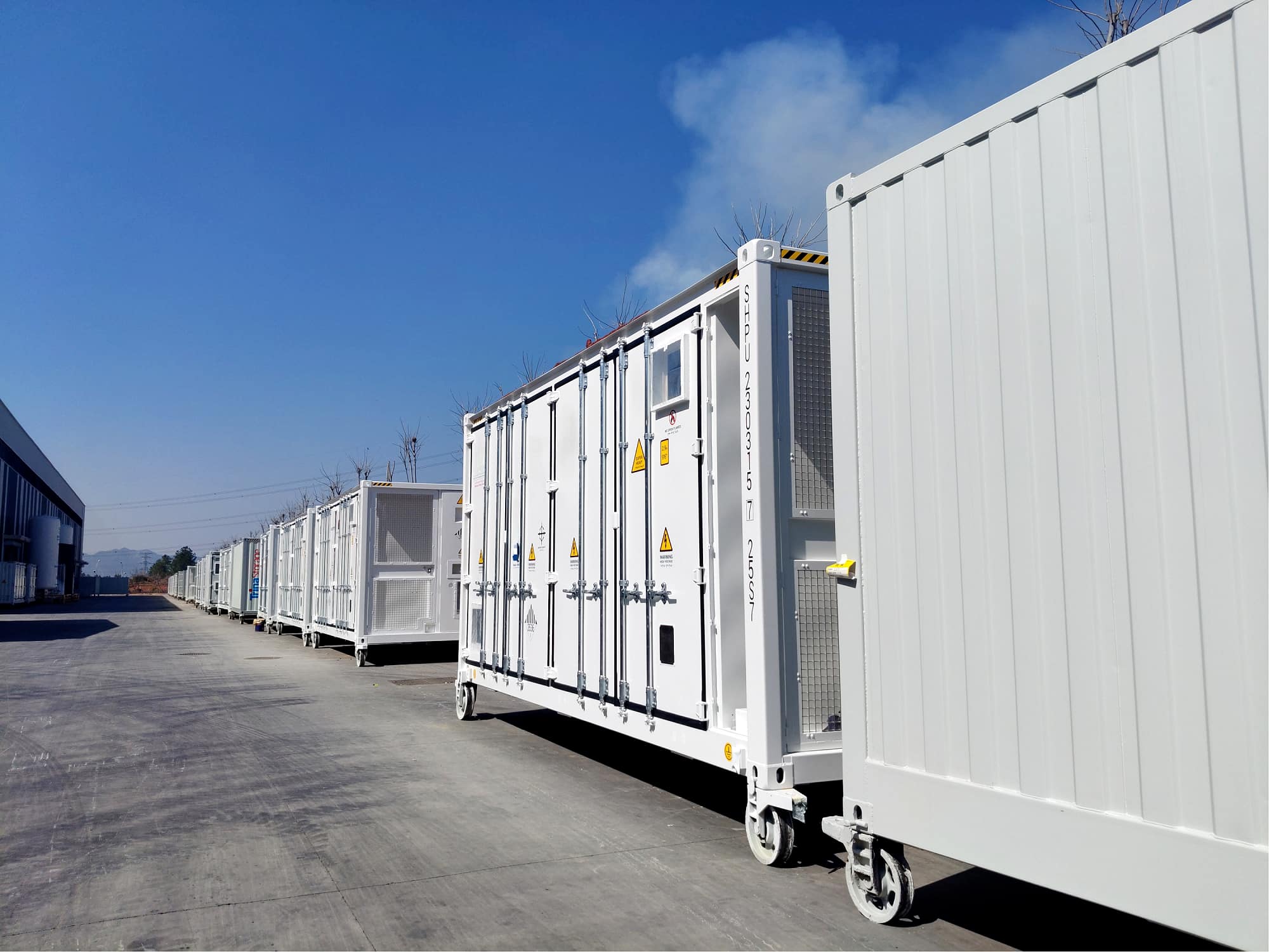 Envision presenta un sistema de almacenamiento de energía en baterías (BESS) de 12,5 MWh y comienza la producción de celdas de 790 Ah.